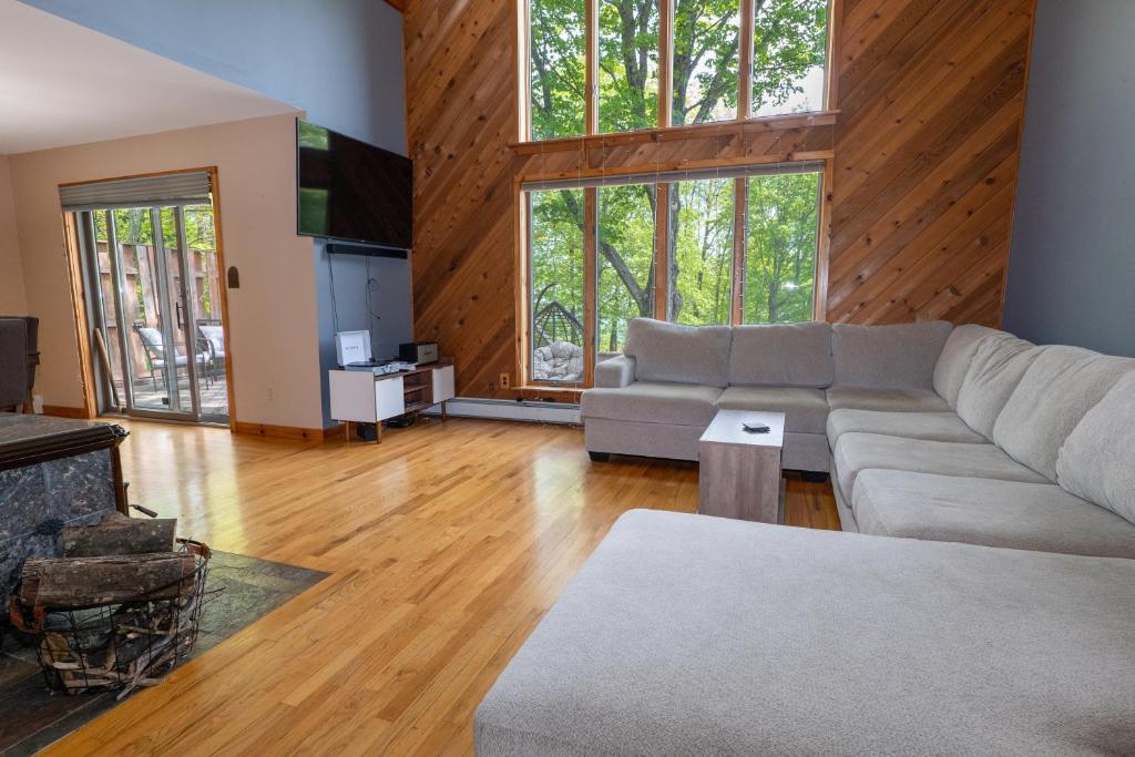 NYC getaway. Close to Minnewaska park & wineries., Bloomingburg