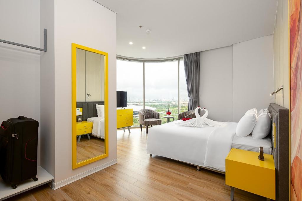 Family Double Twin Connecting Room