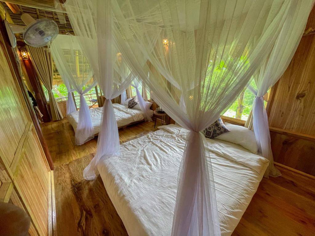 Pu Luong - Duy Phuong Homestay - Family Bungalow