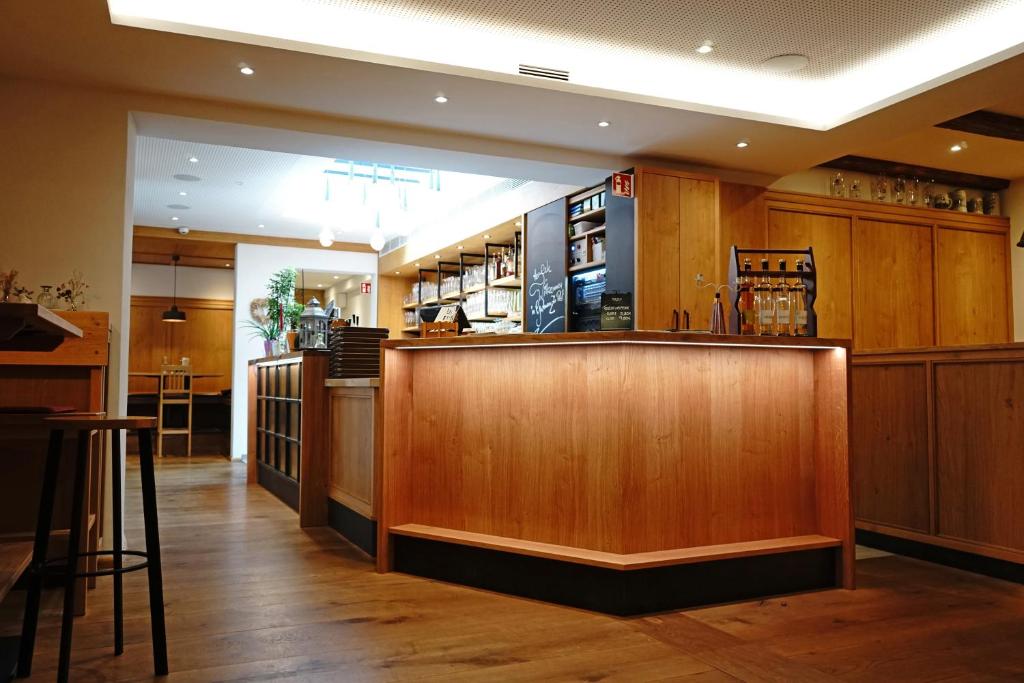 Lounge nebo bar v ubytování Hotel zum schwarzen Ross und Gutmann Zur Post