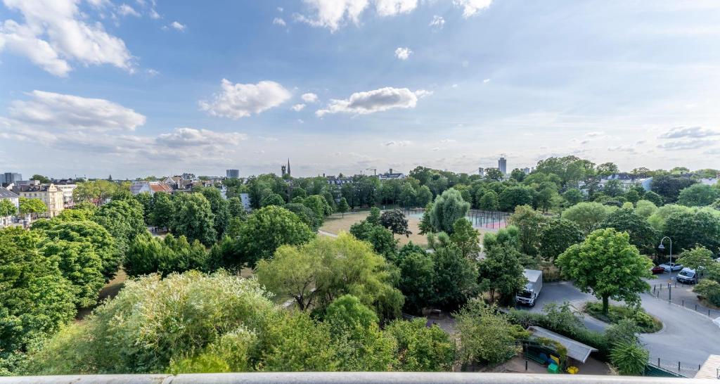 PLAZA Premium Köln - Resim 25