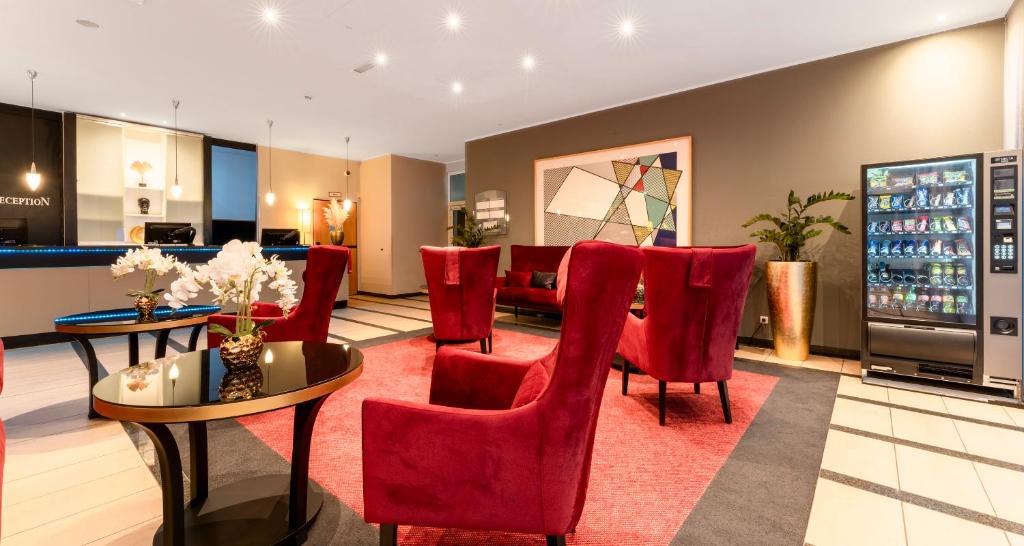 PLAZA Premium Köln - Resim 4