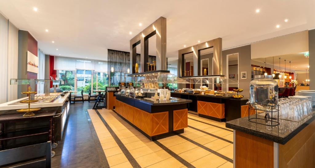 PLAZA Premium Köln - Resim 11