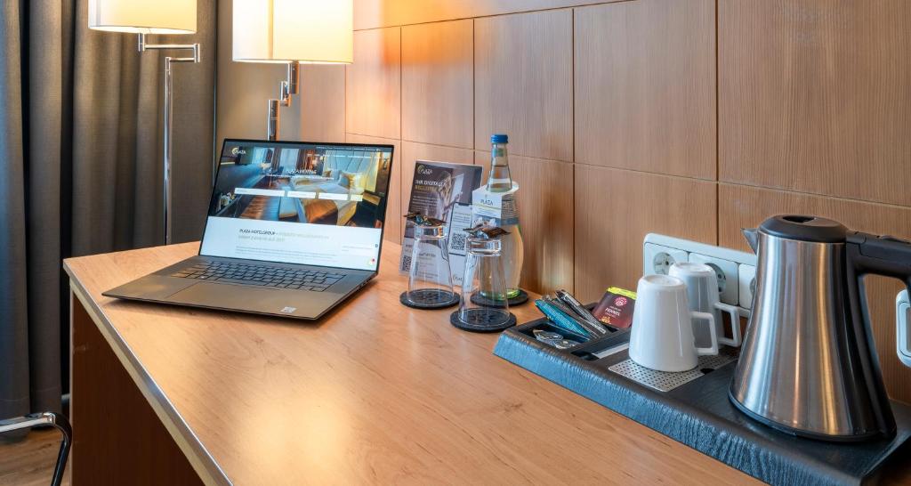 PLAZA Premium Köln - Resim 38