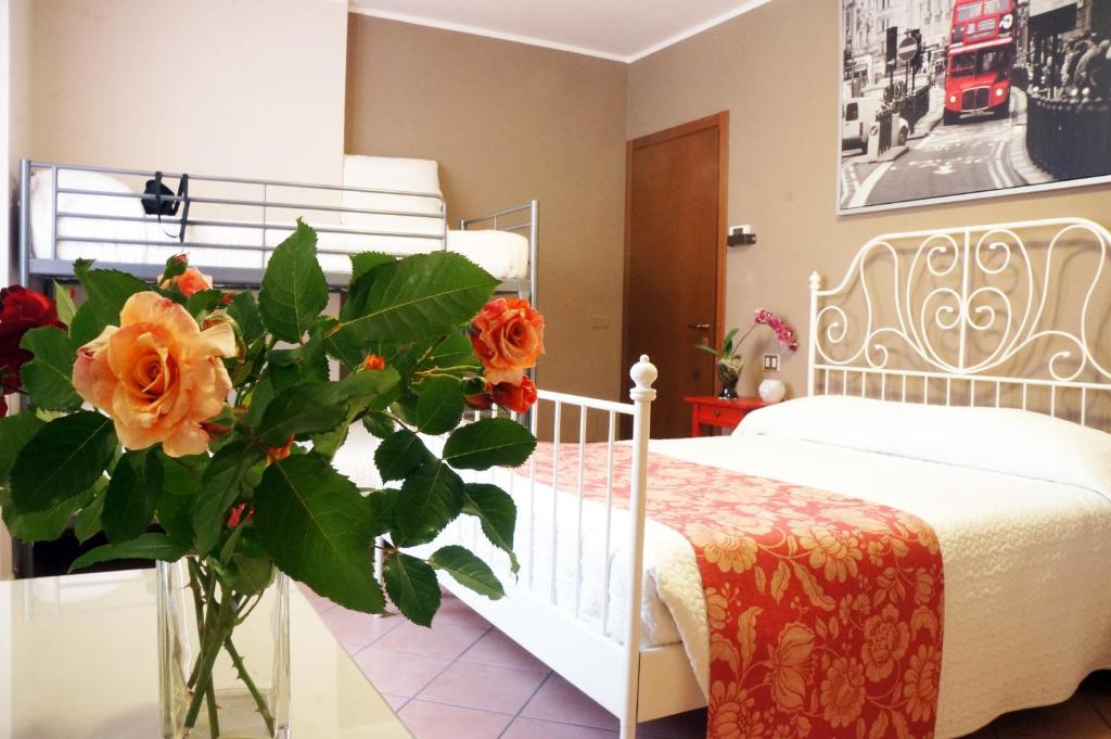 Alexander Rooms - 14