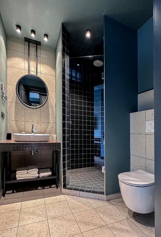 Koupelna v ubytování Sandali Metekhi Boutique Hotel