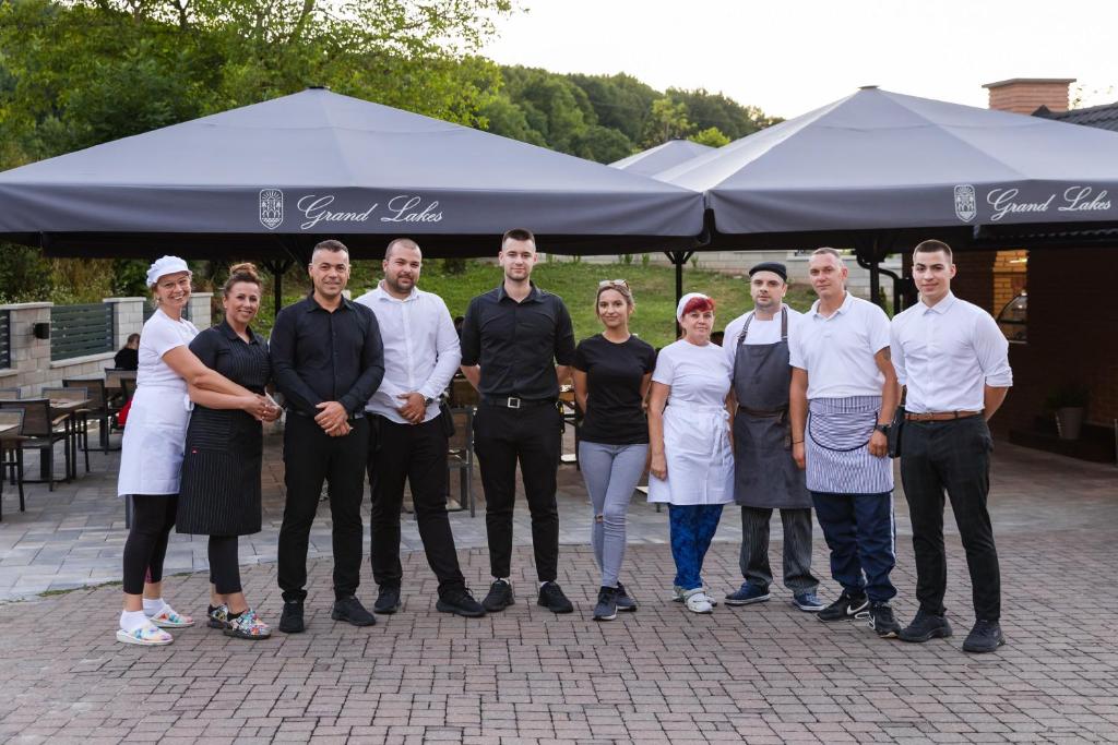 Grand Lakes Rooms - 10