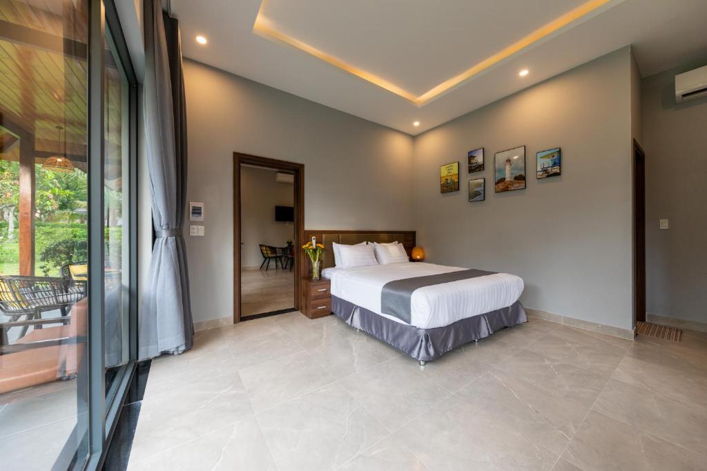 Emerald Garden Retreat - 19