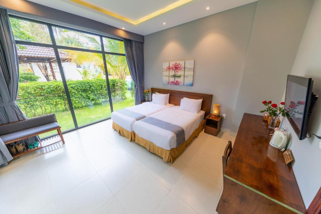 Emerald Garden Retreat - 4