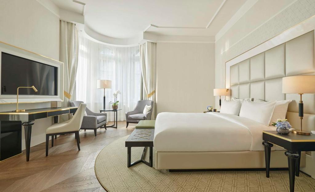 Postel nebo postele na pokoji v ubytování Párisi Udvar Hotel Budapest, part of Hyatt
