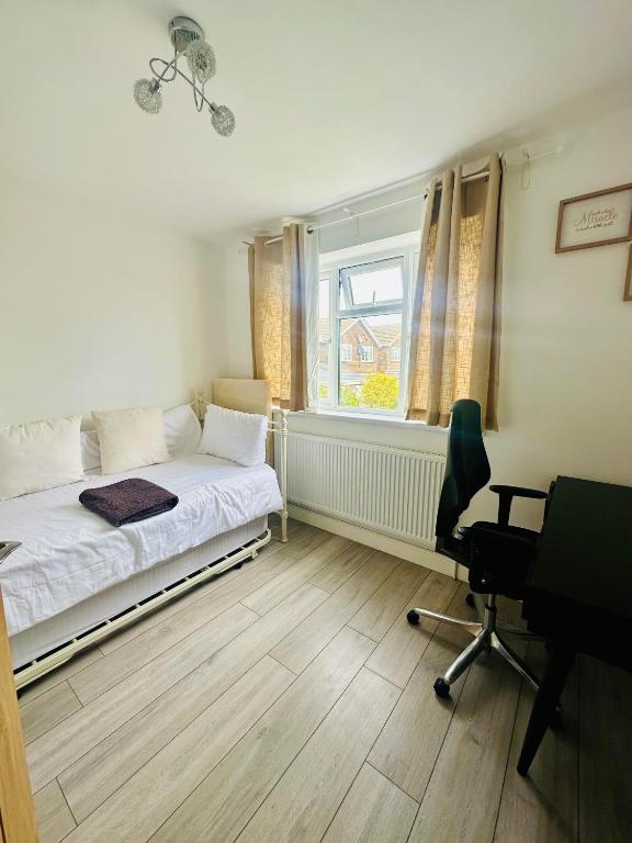 Fotografie z fotogalerie ubytování Stunning family home, walking distance to Herne Bay Beach! v destinaci Kent