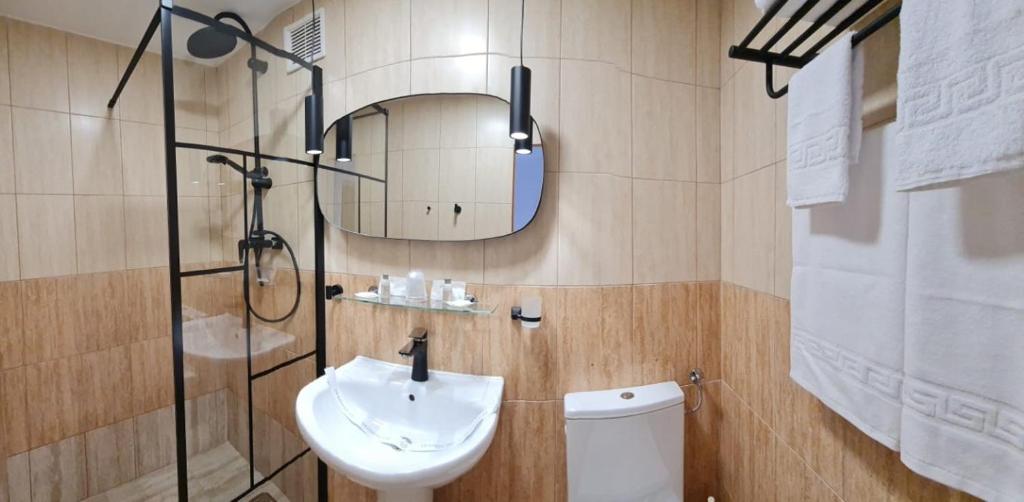 Koupelna v ubytování Hotel Sunquest