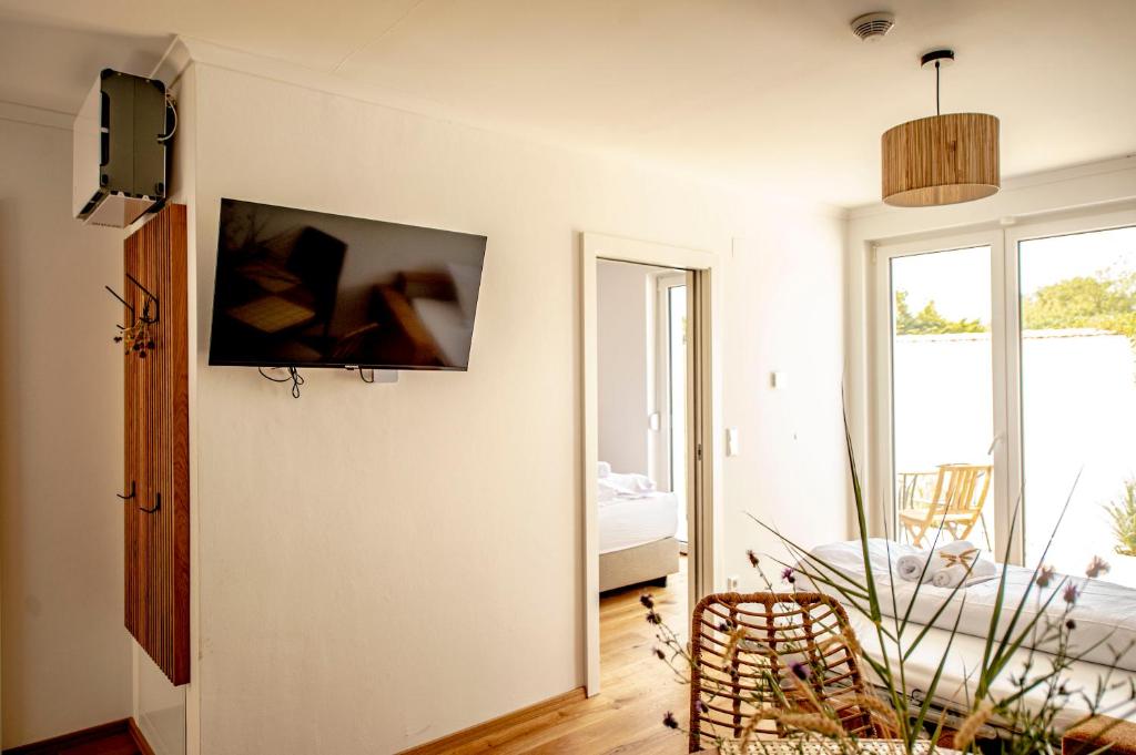 DASWEINBERG contactless check-in - 16