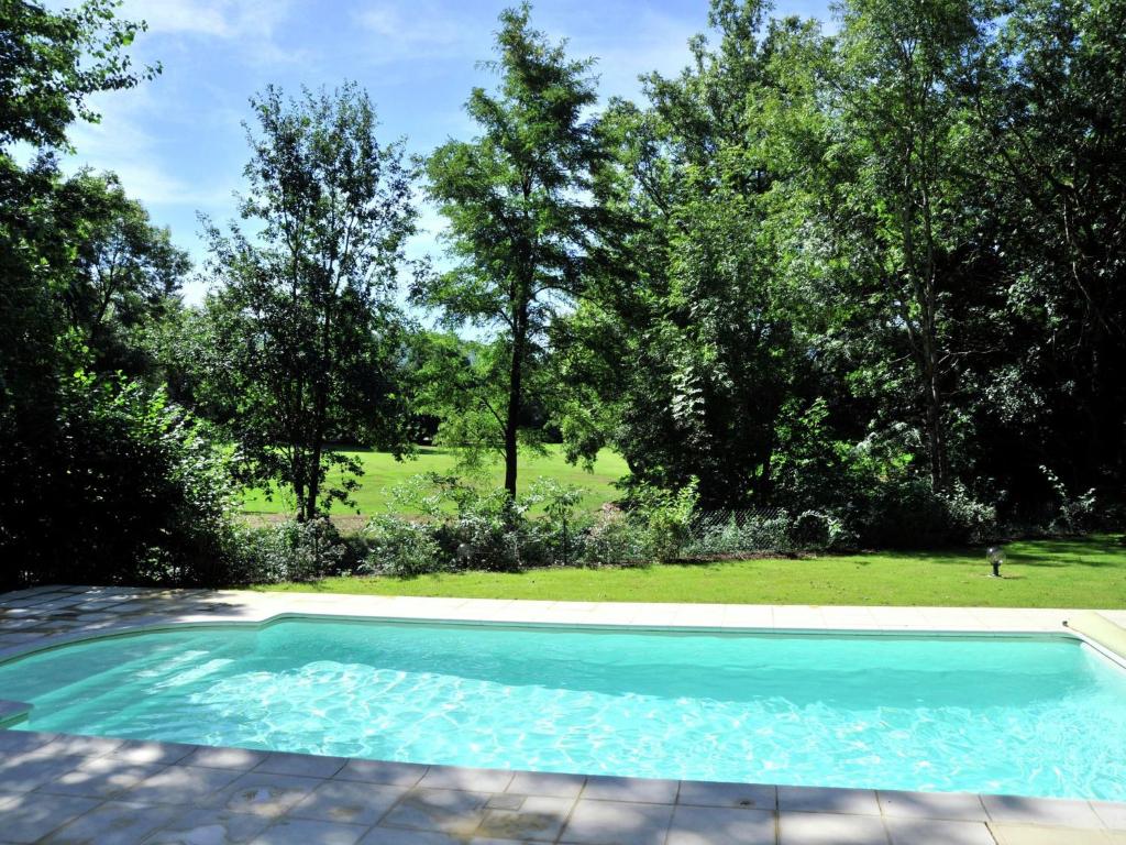 Villa with barbecue, in Pyrenees - Villa De Trois Chambres