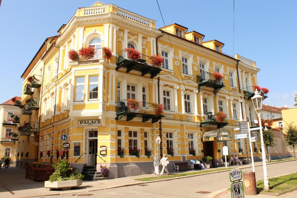Budova, kde se hotel nachází