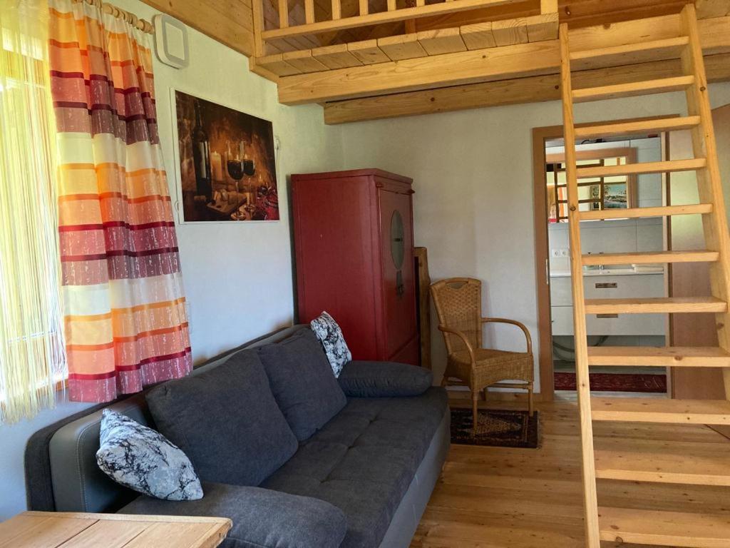 Posezení v ubytování Gartenwohnung Hemma