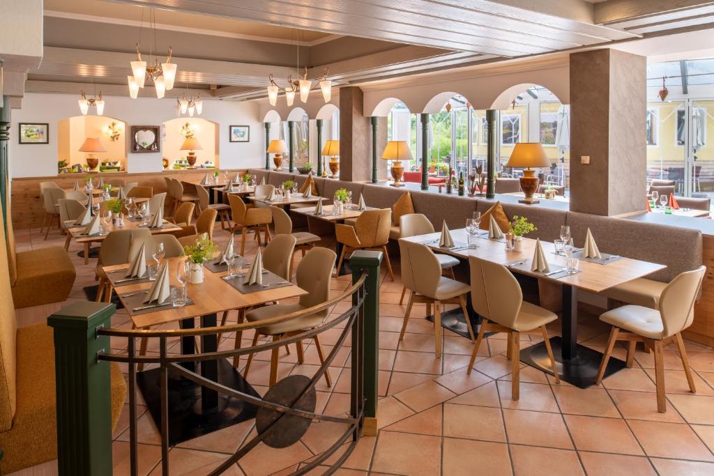Restaurace v ubytování Family & Sporthotel Kärntnerhof