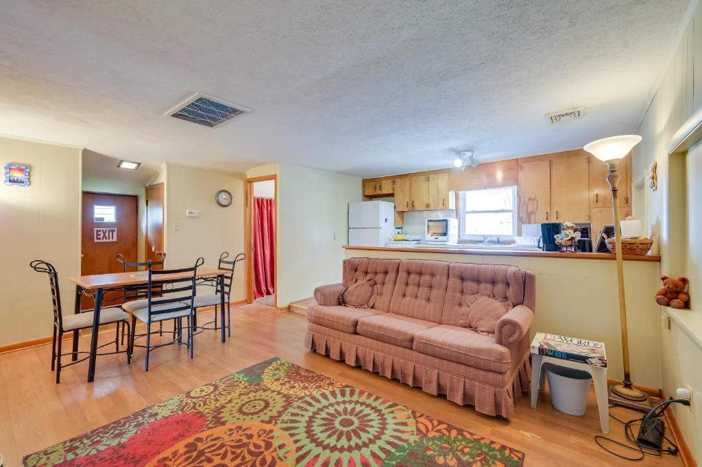 a living room with a couch and a table at Cozy Fairfield Escape Near Historic Sites in Fairfield