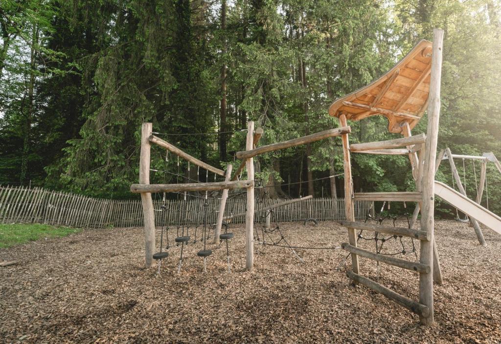 Herní místnost nebo prostor pro děti v ubytování Langwies Genussherberge