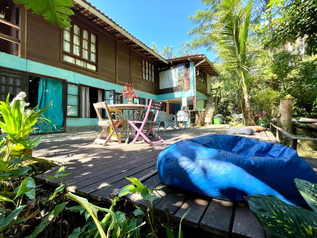 O edifício em que a casa de hóspedes se localiza