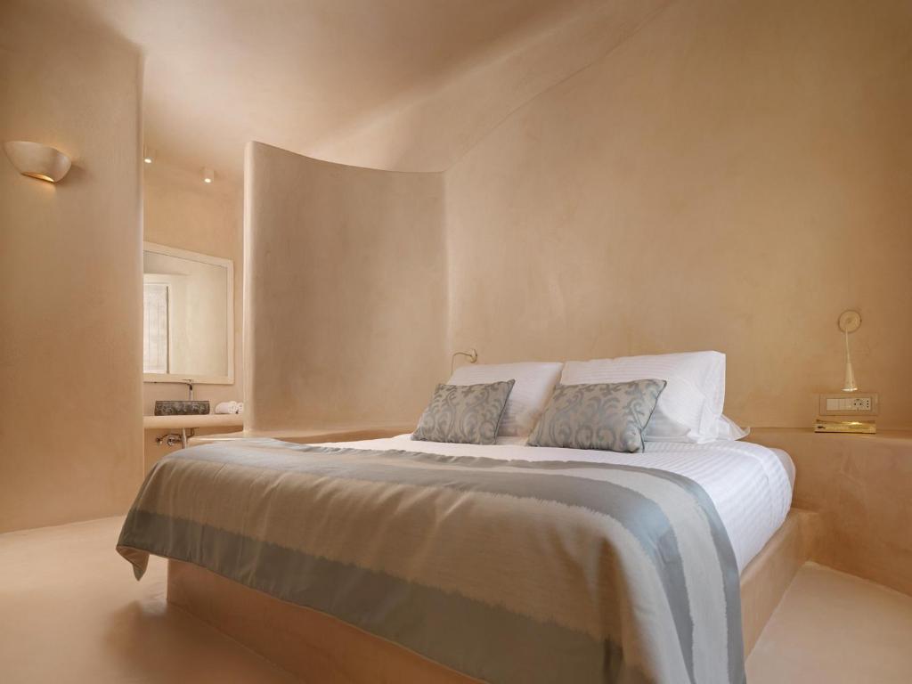 Dome Santorini Resort - 4