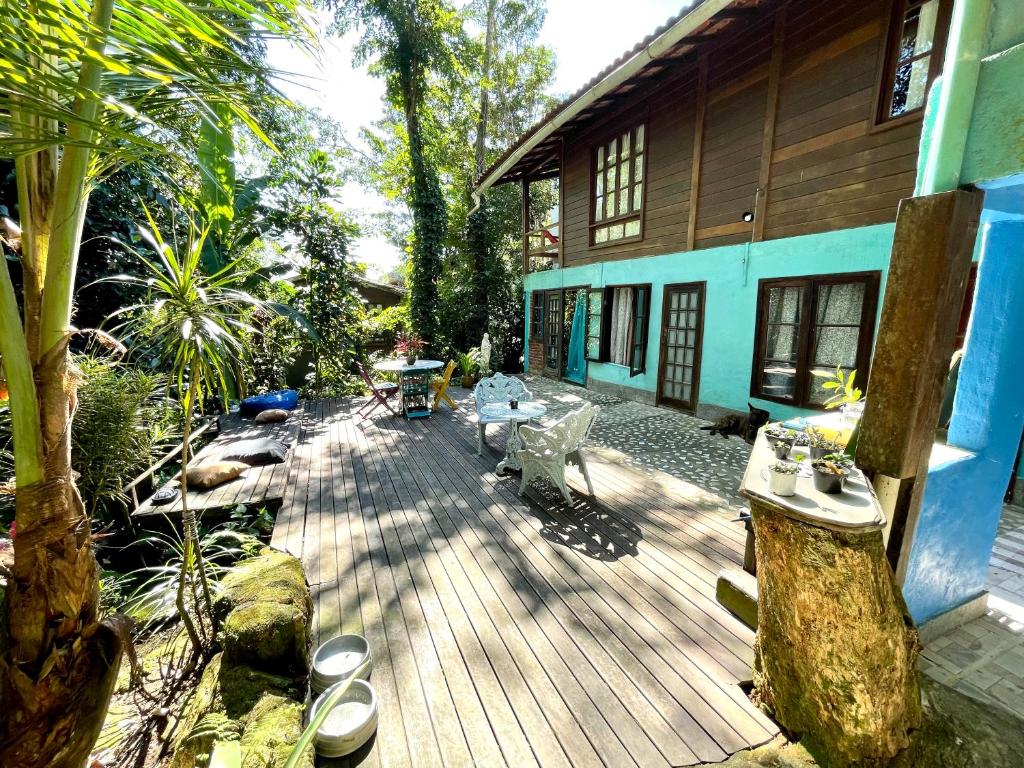 Um jardim em Casa Selva - Vila do Abraão - Ilha grande