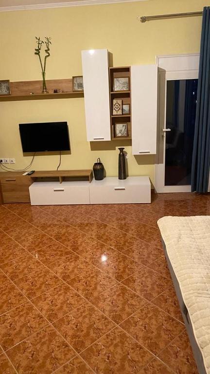 SI-RI Apartment - Image 9