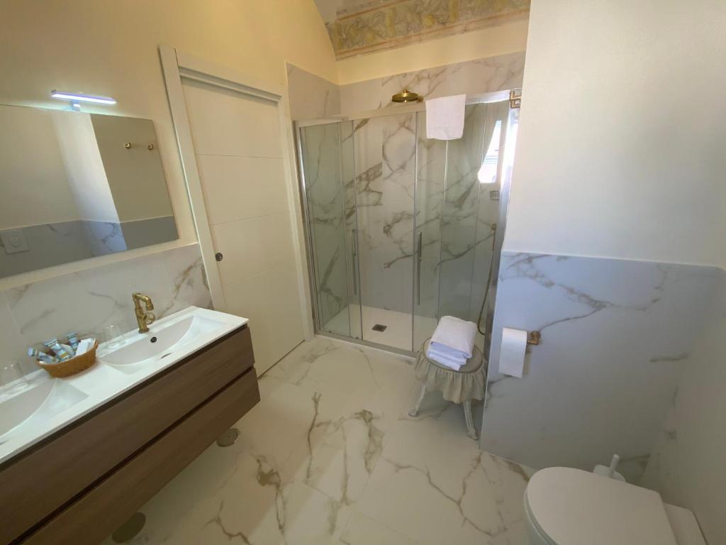 Koupelna v ubytování Casa Raiola by CapriRooms