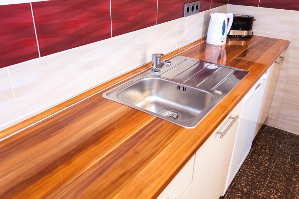 Kuchyň nebo kuchyňský kout v ubytování Villa Croatia