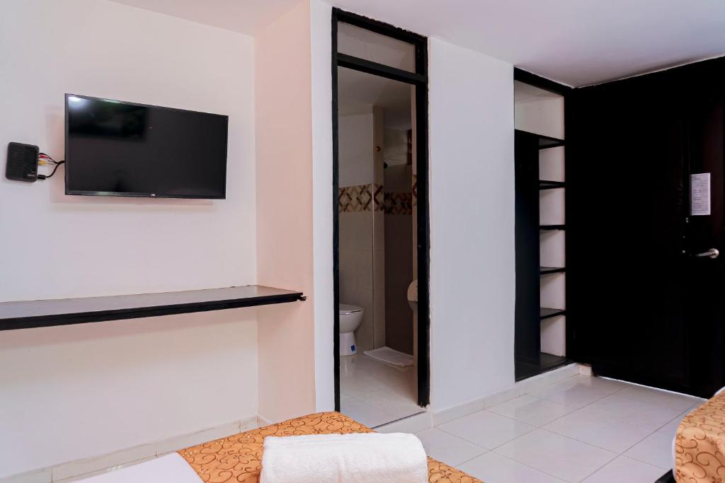Hotel Sol Inn Santa Marta - Standard Family Room