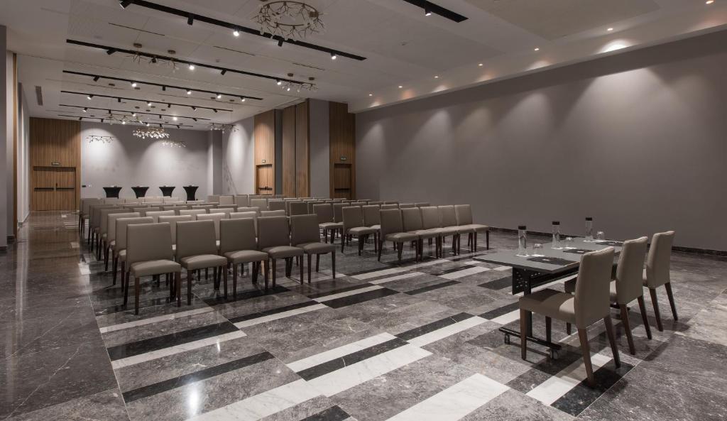 Hotel Giralda Center, Seville – Updated 2023 Prices