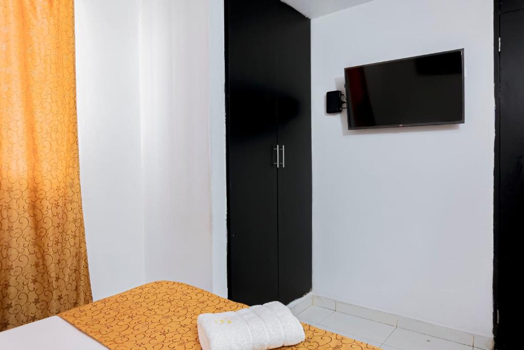Hotel Sol Inn Santa Marta - Single Room