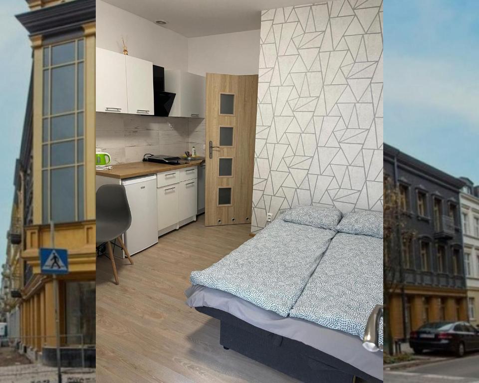 2 Bilder eines Schlafzimmers mit einem Bett und einer Küche in der Unterkunft Studio Bea - Wschodnia- Włókiennicza obok Piotrkowskiej in Łódź