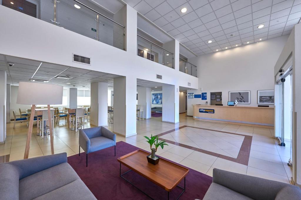 City Express by Marriott Manzanillo