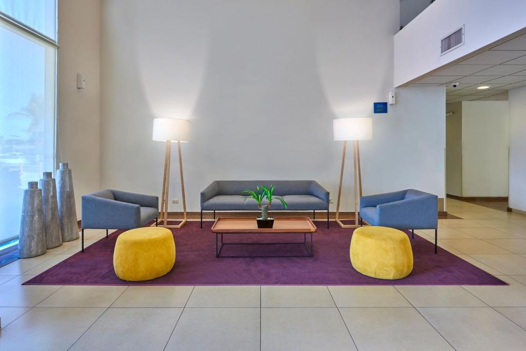 City Express by Marriott Manzanillo