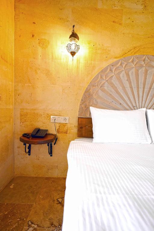 Rocca Stone House - 18