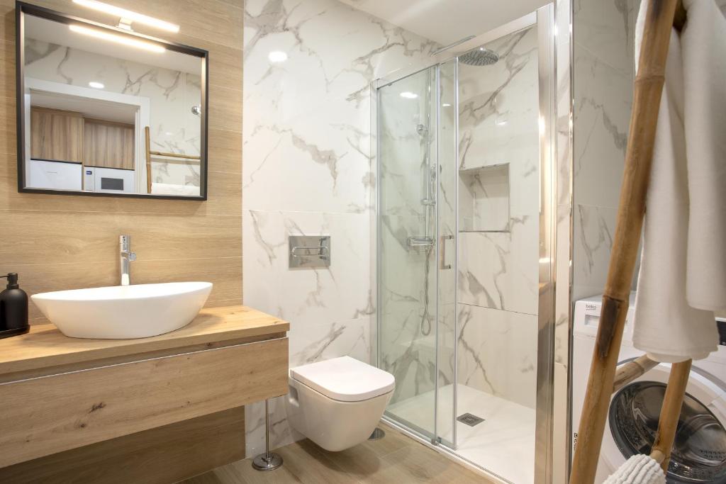 MalagaSunApts- CityCenter Spacious Studio, Málaga – Updated ...