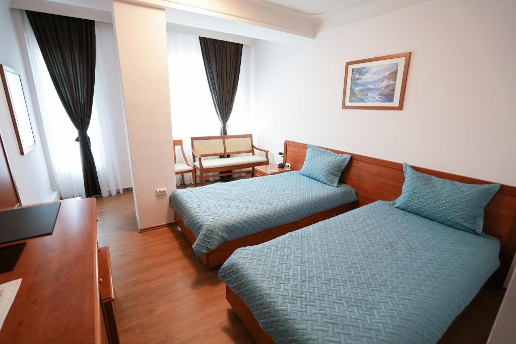 Hotel Gold Inn - Standard Twin Room