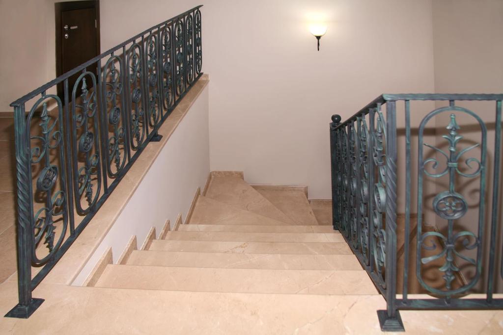 Old Metekhi Hotel - Twin Room - Attic Without View