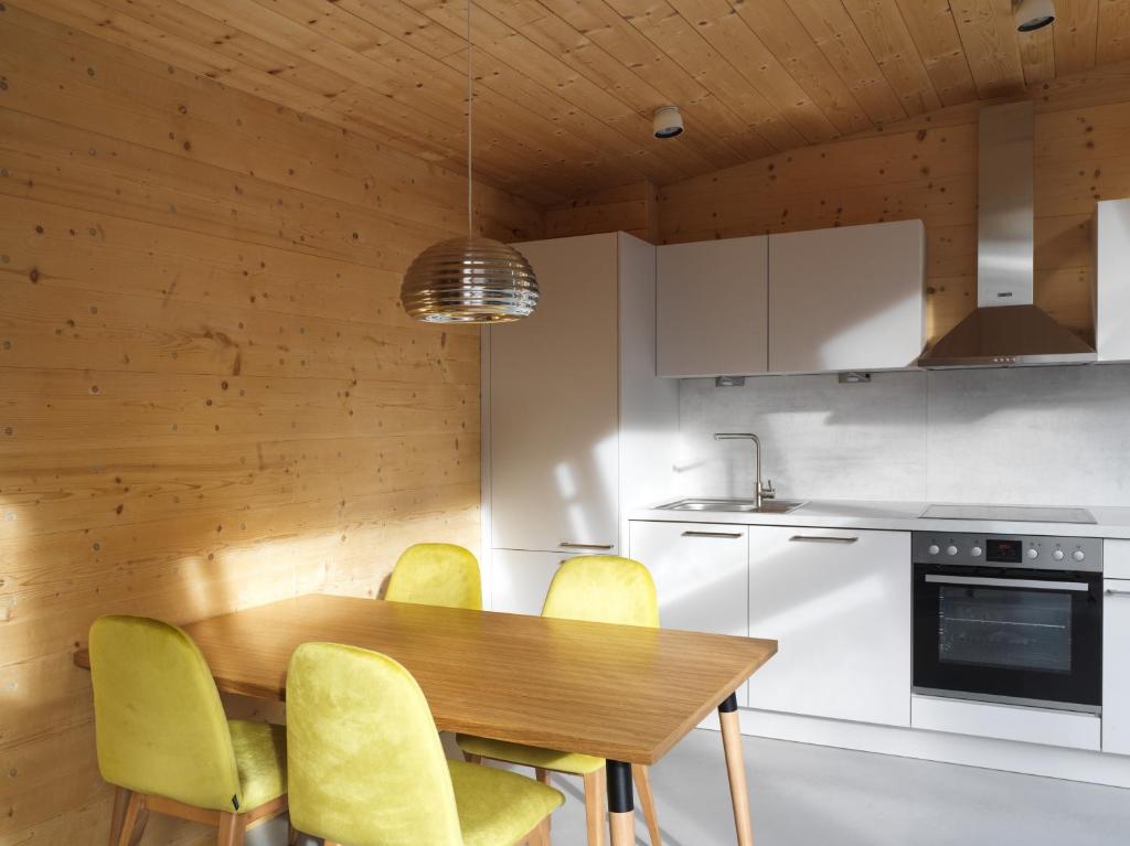 Mondholz - Urban Inn 24-7 - Duplex Apartment