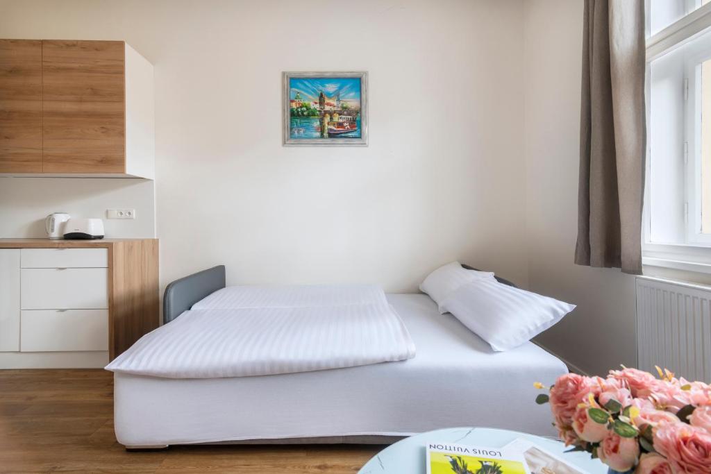 Prague Tales Boutique Residence by Dwellfort - 9