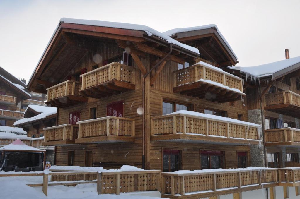 Family friendly appt on the slopes v zimě