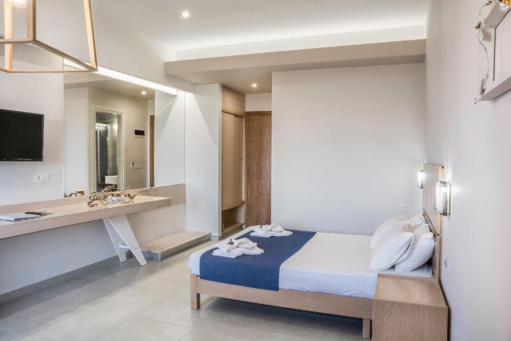 Sea View Hotel & Apartments - 3