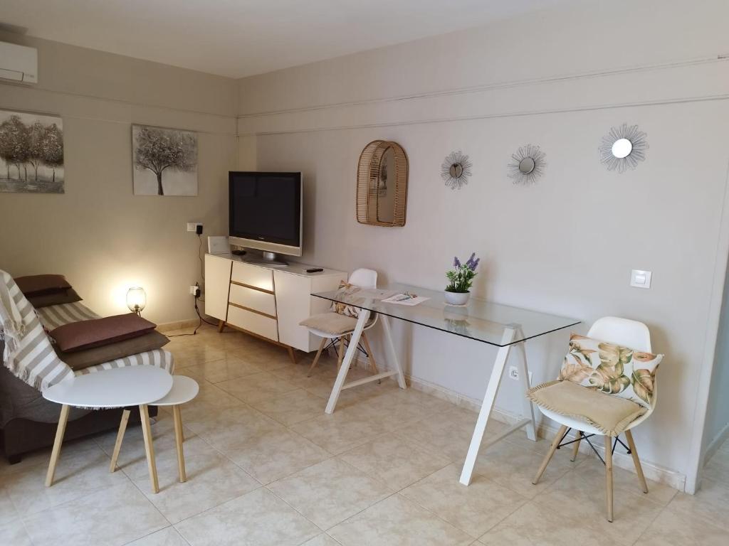 Las Palmeras, 893 - 1