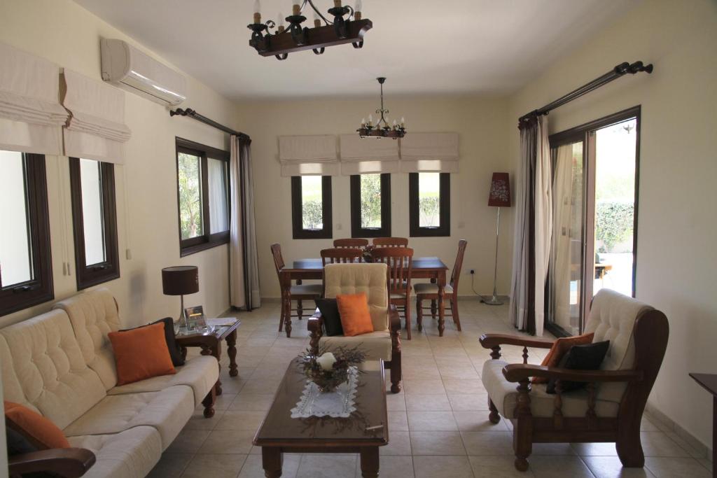 Eve Pissouri Xιnisteri Villa