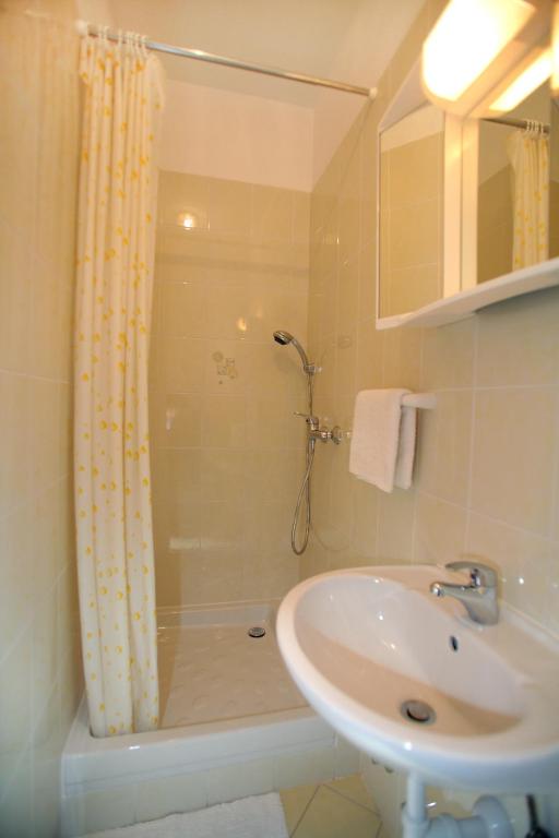 Cvita apartments - 14