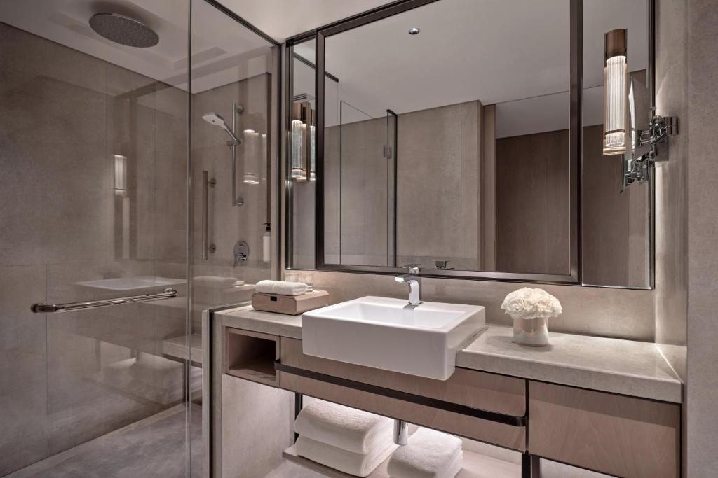 Grand Hyatt Beijing - Premium King Room