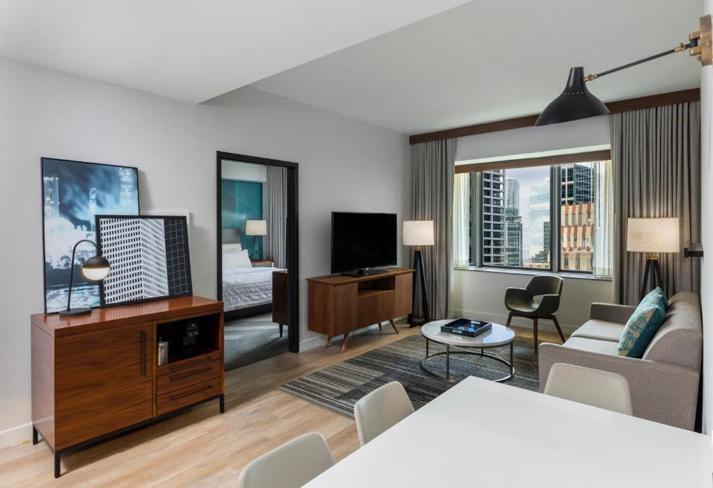 Le Meridien Houston Downtown - 