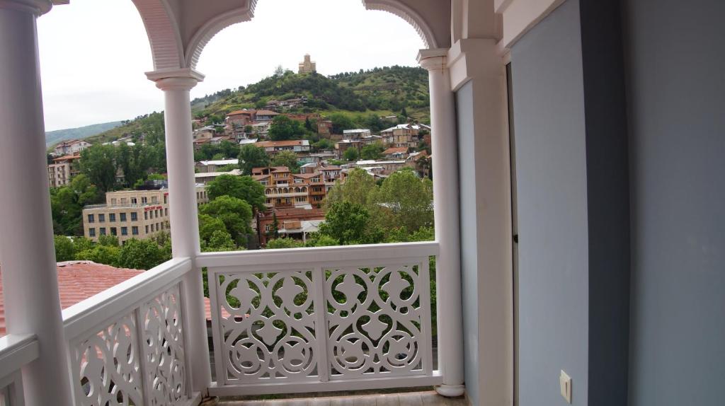 Old Metekhi Hotel - Standard Twin Room With River View