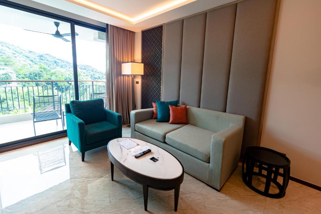 SKYVIEW Resort Phuket Patong Beach - Sala De Puesta De Sol Patong
